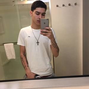 Meet your Posher, Cameron